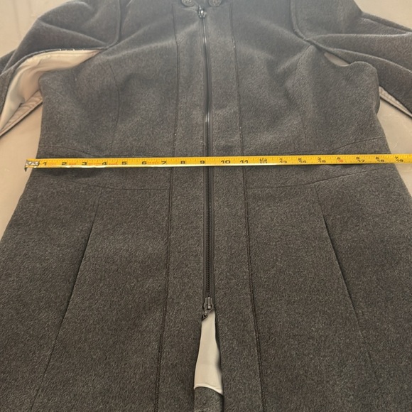 WHBM. Jacket with open cape sleeve. Large - Picture 12 of 14